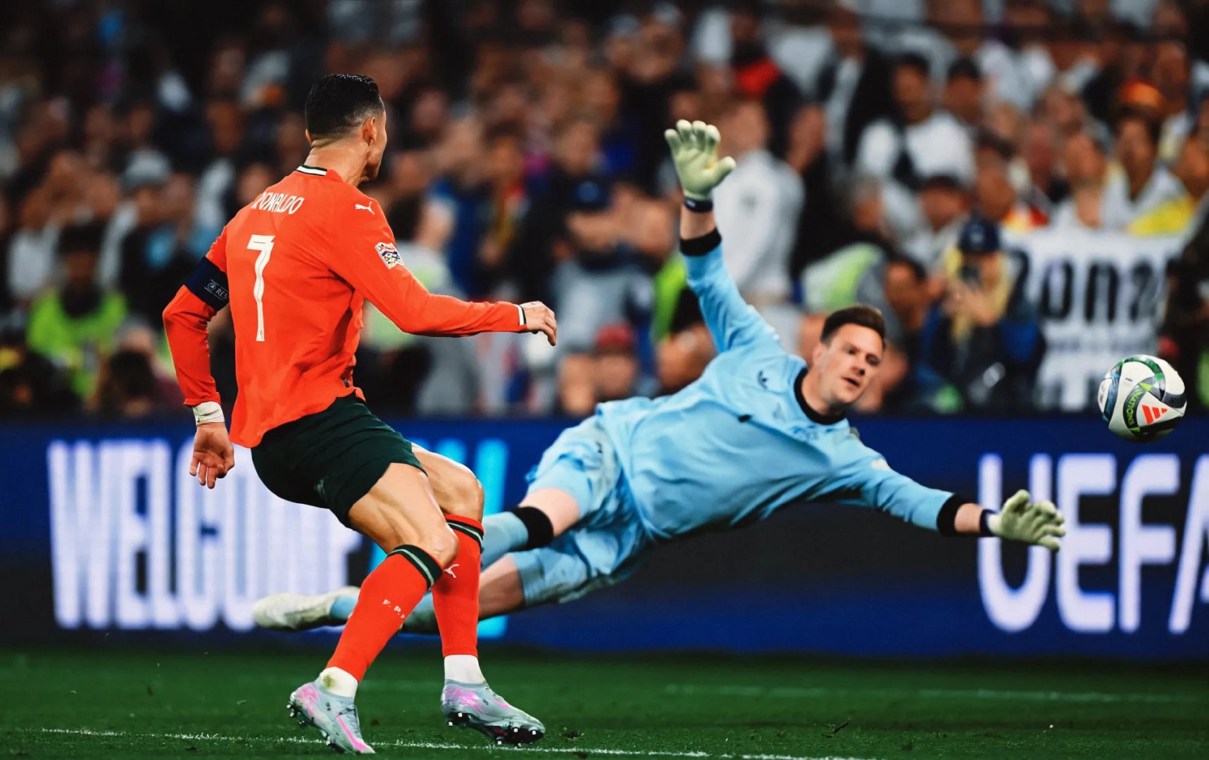 C罗在澳大利亚队比赛中突破纪录,大胜引发热议!(c罗在澳大利亚队比赛中突破纪录,大胜引发热议的是谁) C罗在澳大利亚队比赛中突破纪录,大胜引发热议!(c罗在澳大利亚队比赛中突破纪录,大胜引发热议的是谁)