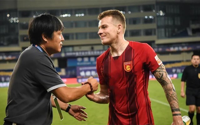 清晨中超焦点战,纽卡斯尔状态回暖,质疑声仍在,轮换策略成焦点的简单介绍 清晨中超焦点战,纽卡斯尔状态回暖,质疑声仍在,轮换策略成焦点的简单介绍